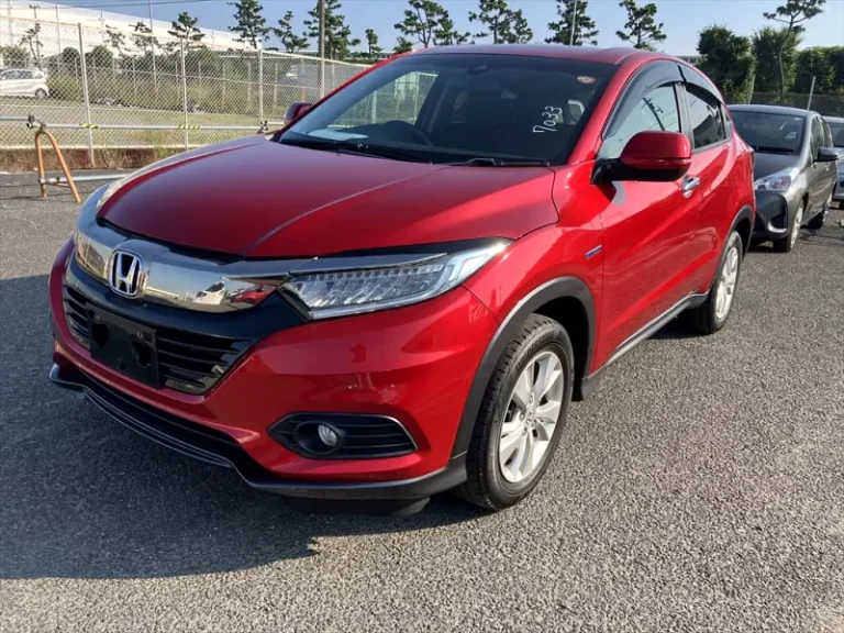 2019 Honda Vezel Hybrid X Honda Sensing – Wine Red, 2019 model, used car for sale at Carmart Mombasa