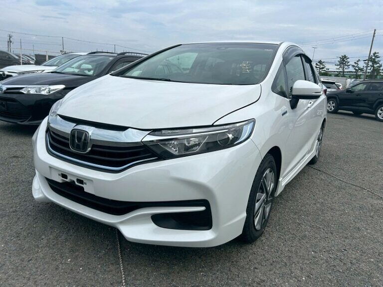 2019 Honda Fit Shuttle Hybrid L Honda Sensing – White, 2019 model, used car for sale at Carmart Mombasa