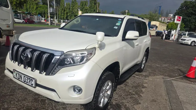 2017 Toyota Prado 2700cc Petrol – White, 2017 model, used car for sale at Carmart Mombasa